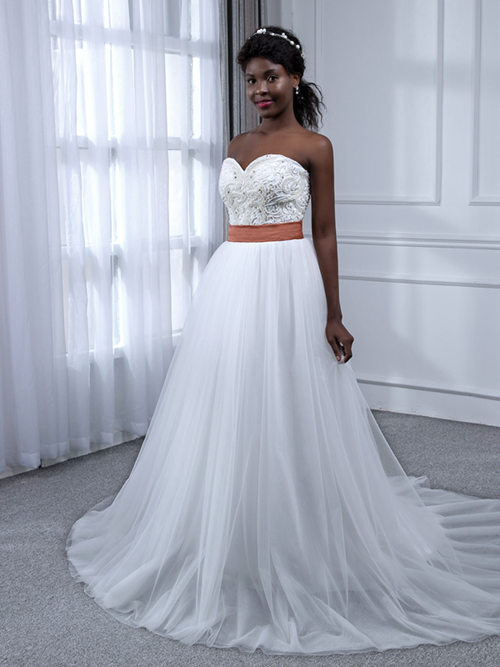 A-line Sweetheart Tulle Wedding Wear 2018 Embrodiery