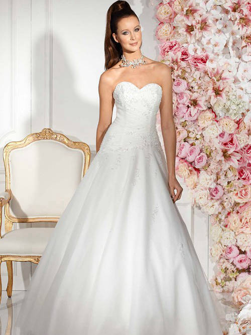 Ball Gown Sweetheart Court Train Organza Bridal Wear With Embroi