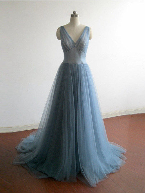 A-line V Neck Tulle Lavender Bridesmaid Dress