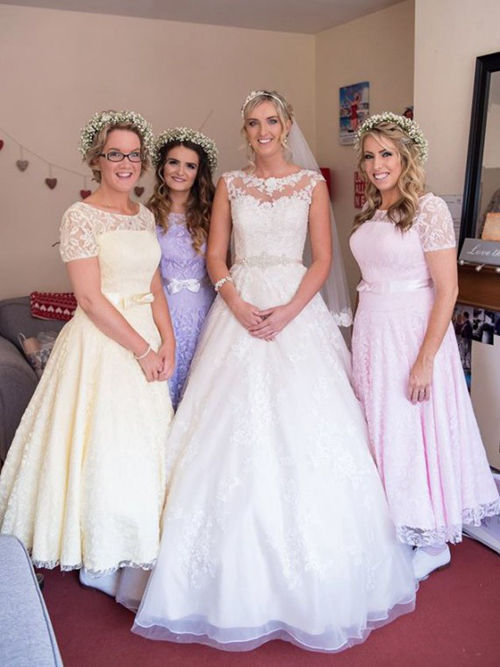 A-line Scoop Ankle Length Lace Bridesmaid Dresses Bowknot