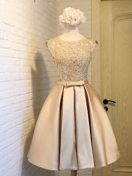 Princess Scoop Lace Satin Short Bridesmaid Dress