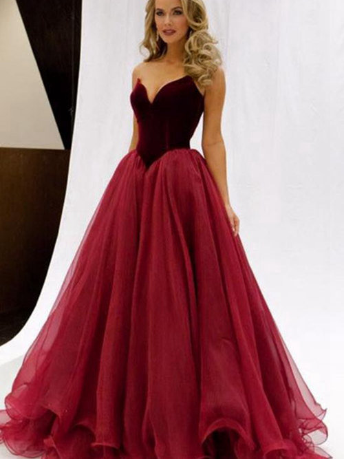 A-line Sweetheart Sweep Train Organza Evening Gown