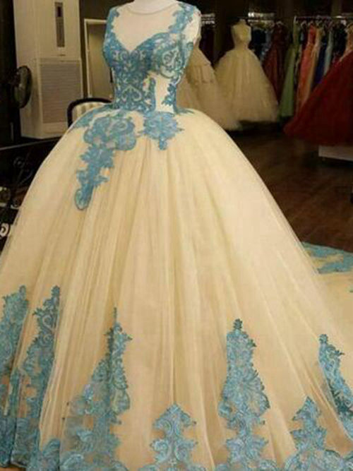Ball Gown Straps Tulle Evening Gown Applique
