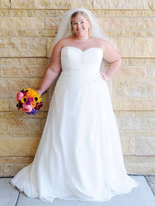 A-line Sweetheart Sweep Train Chiffon Plus Size Wedding Dress
