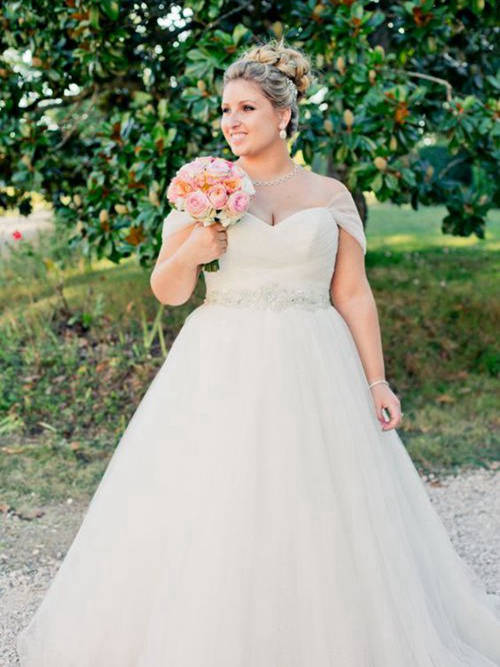 A-line Off Shoulder Organza Plus Size Bridal Dress
