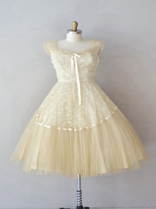 A-line Straps Tulle Lace Tea Length Wedding Dress