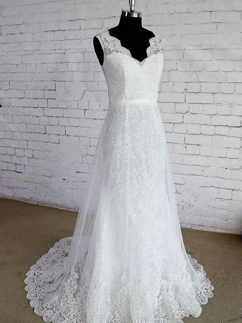 A-line V Neck Brush Train Lace Wedding Dress