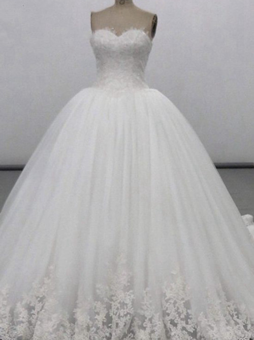 Ball Gown Sweetheart Sweep Train Organza Lace Wedding Dress