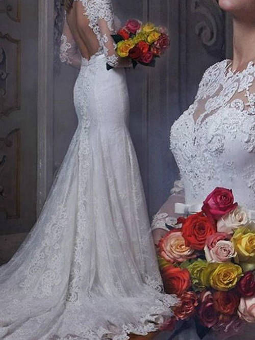 Mermaid Scoop Court Train Lace Wedding Gown