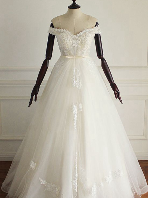 A-line Off Shoulder Brush Train Organza Wedding Dress Applique
