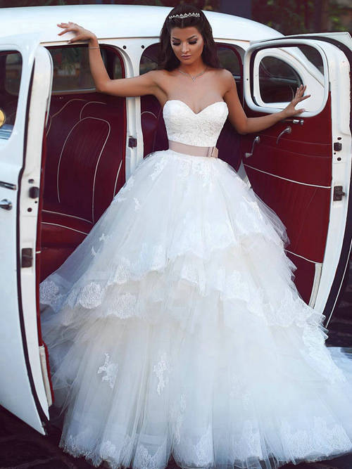 A-line Sweetheart Brush Train Lace Tulle Wedding Dress