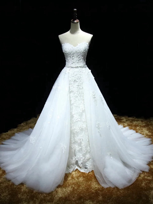 A-line Sweetheart Court Train Lace Tulle Bridal Wear Beads