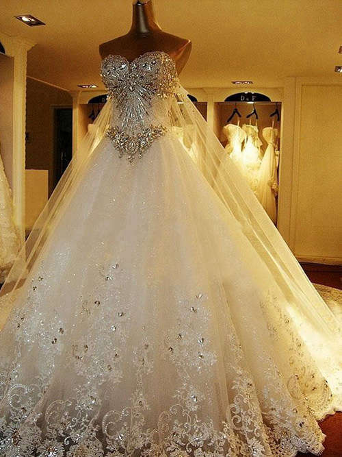 A-line Chaple Train Tulle Lace Bridal Dress Acrylic Jewels