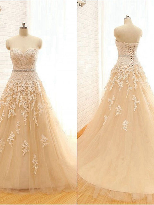 A-line Sweetheart Court Train Tulle Lace Wedding Gown Beads
