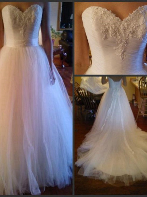 A-line Sweetheart Court Train Tulle Bridal Wear Applique