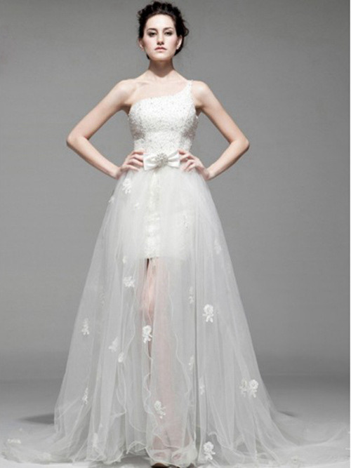 A-line One Shoulder Brush Train Organza Wedding Dress Applique
