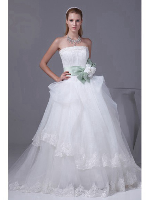 A-line Strapless Organza Wedding Gown Bowknot