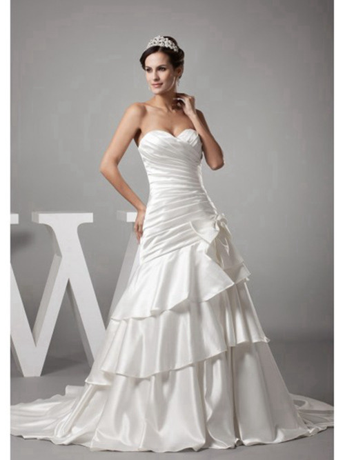 A-line Sweetheart Satin Wedding Gown Ruched