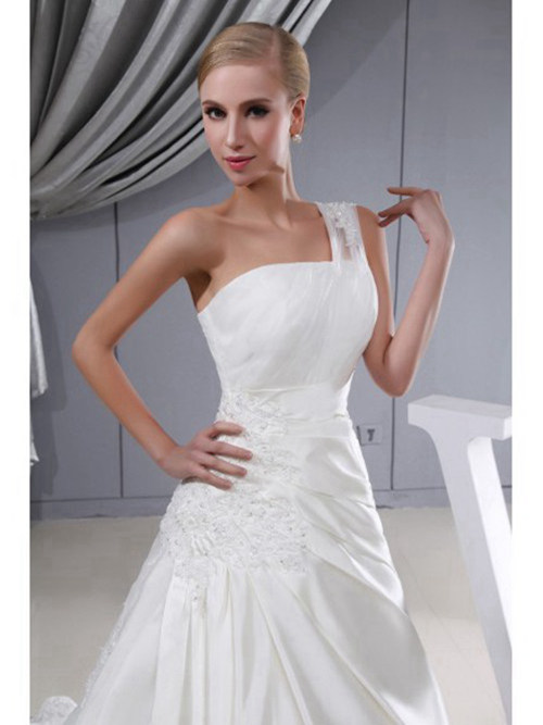 A-line One Shoulder Satin Wedding Dress Embrodiery