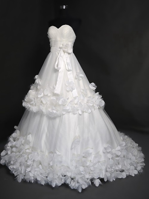 A-line Sweetheart Organza Bridal Wear Applique