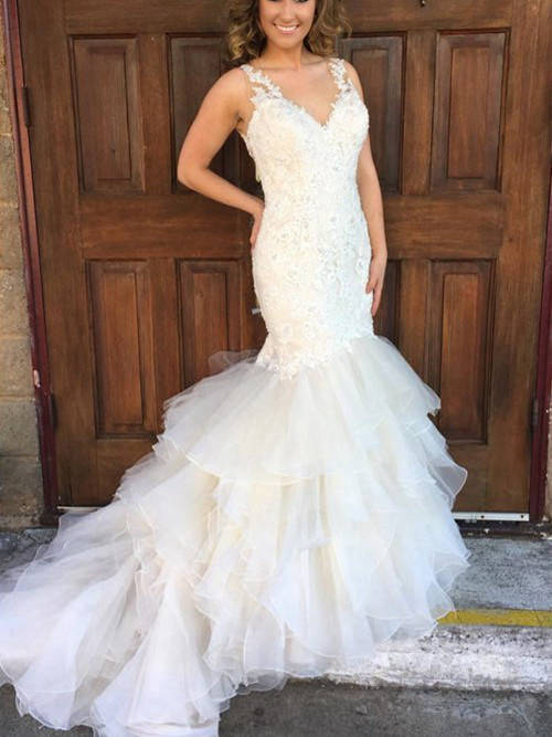 Mermaid V Neck Lace Tulle Wedding Gown