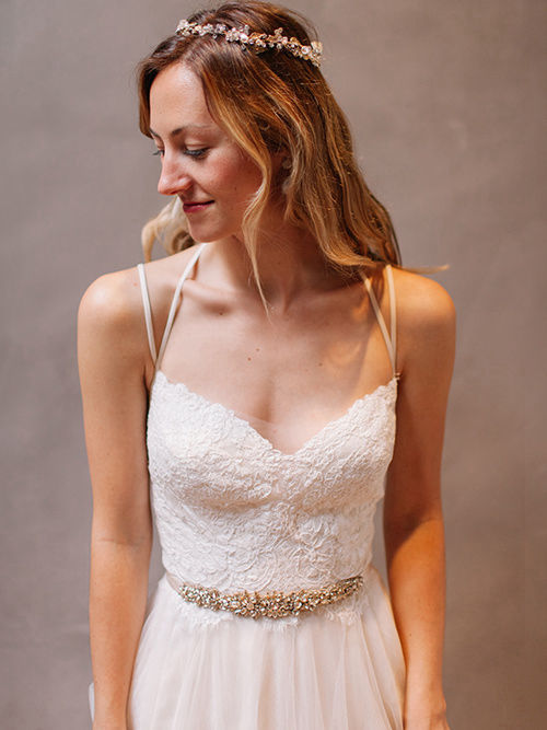 A-line Spaghetti Straps Tulle Lace Wedding Wear Beads