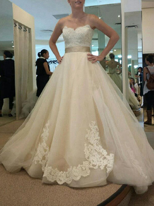 A-line Sweetheart Lace Organza Wedding Dress