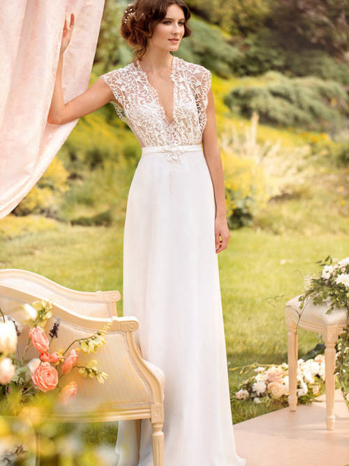 A-line V Neck Lace Chiffon Wedding Garment