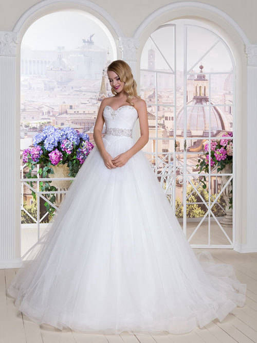 A-line Sweetheart Organza Wedding Gown Beads