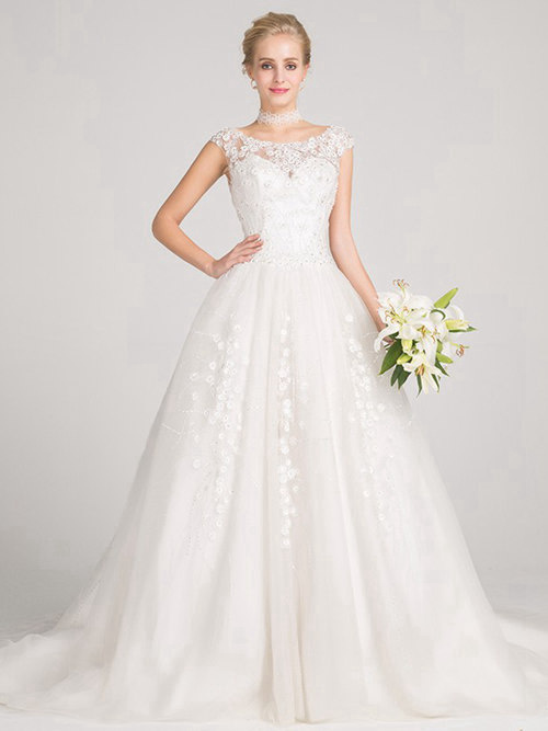 A-line Bateau Tulle Wedding Gown Applique