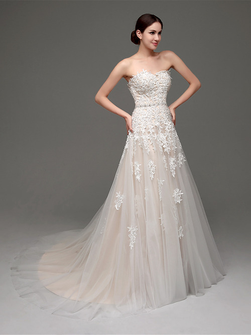 A-line Sweetheart Tulle Bridal Gown Applique