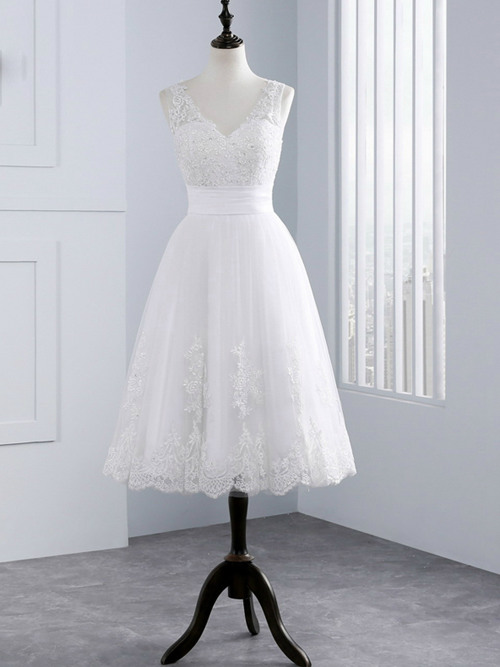 A-line V Neck Tea Length Tulle Bridal Dress Applique