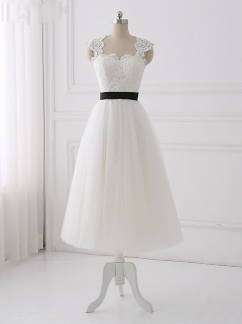 A-line Straps Tulle Lace Tea Length Bridal Dress