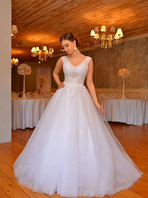 A-line Straps Tulle Lace Bridal Wear