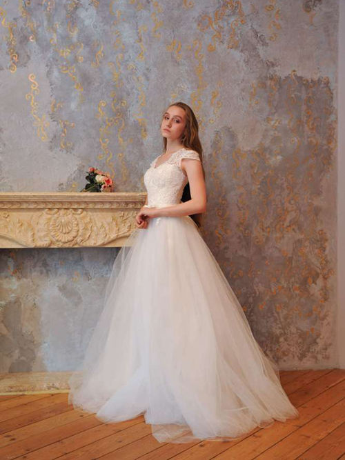 A-line Straps Lace Tulle Bridal Dress
