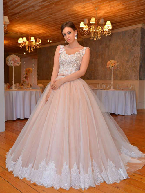Ball Gown V Neck Lace Tulle Wedding Wear